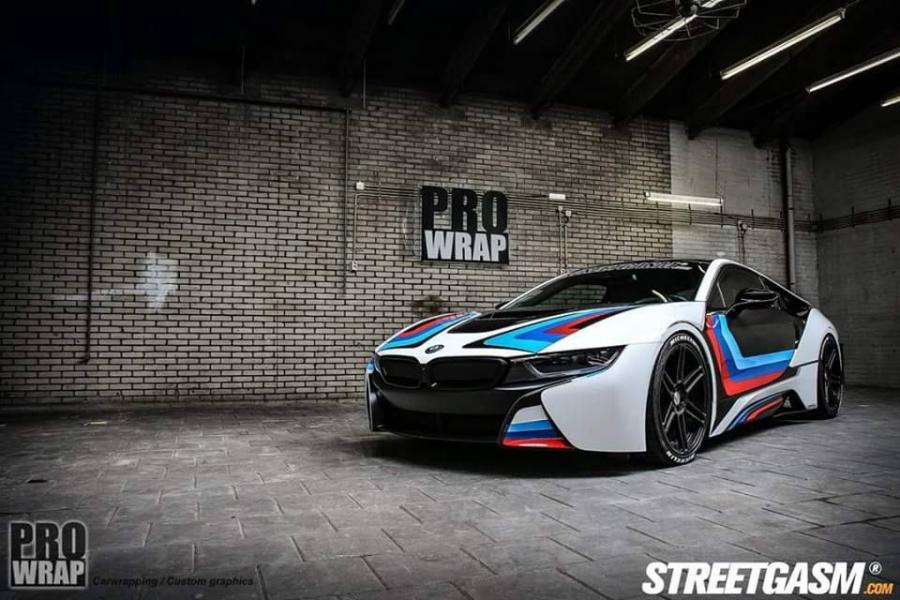  BMW i8 MHi8 by Manhart Racing 2016 года  (фото 12 из 12)
